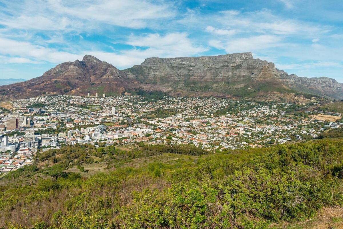 1304 Cartwrights Corner * Cape Town